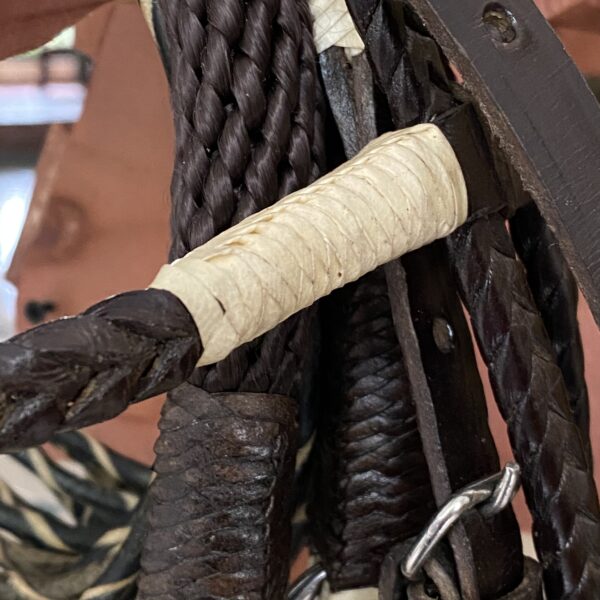 Apero de Cabeza para Caballo en Cuero Trenzado Profesional