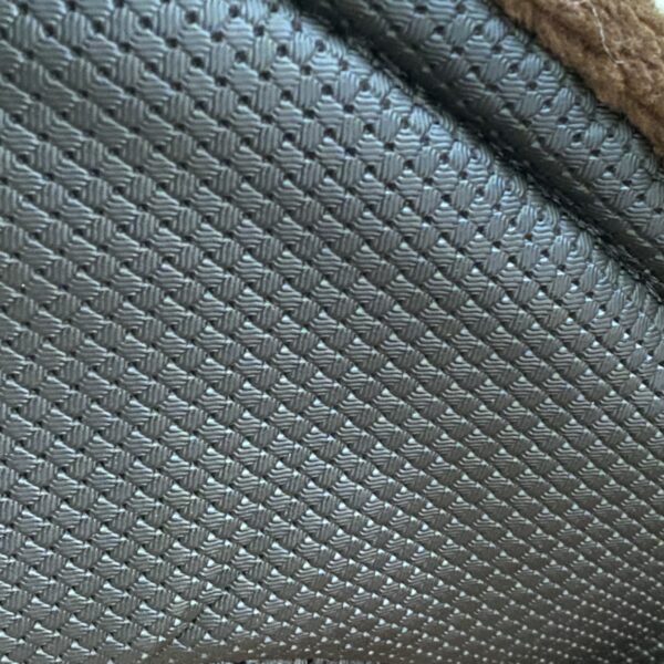 IMG_8109 Alfombra Abollonada Para Silla de Caballo | Comodidad Superior y Gran Resistencia